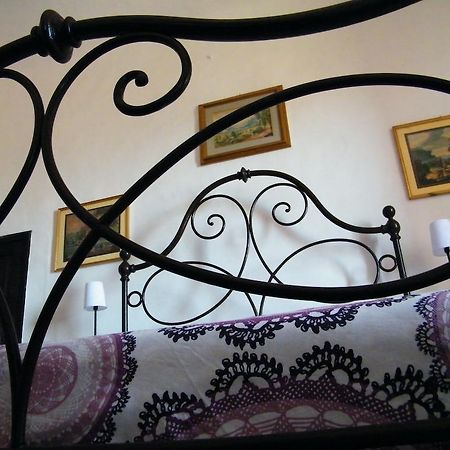 B&B Il Glicine Montefollonico Rom bilde