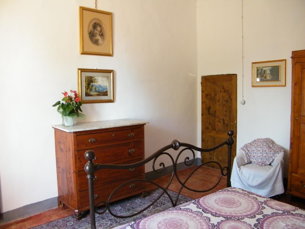 B&B Il Glicine Montefollonico Eksteriør bilde